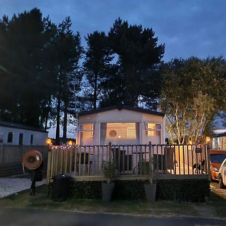 The Hygge Retreat At 7 Lakes Country Park, Lincolnshire Villa Crowle  Exterior foto