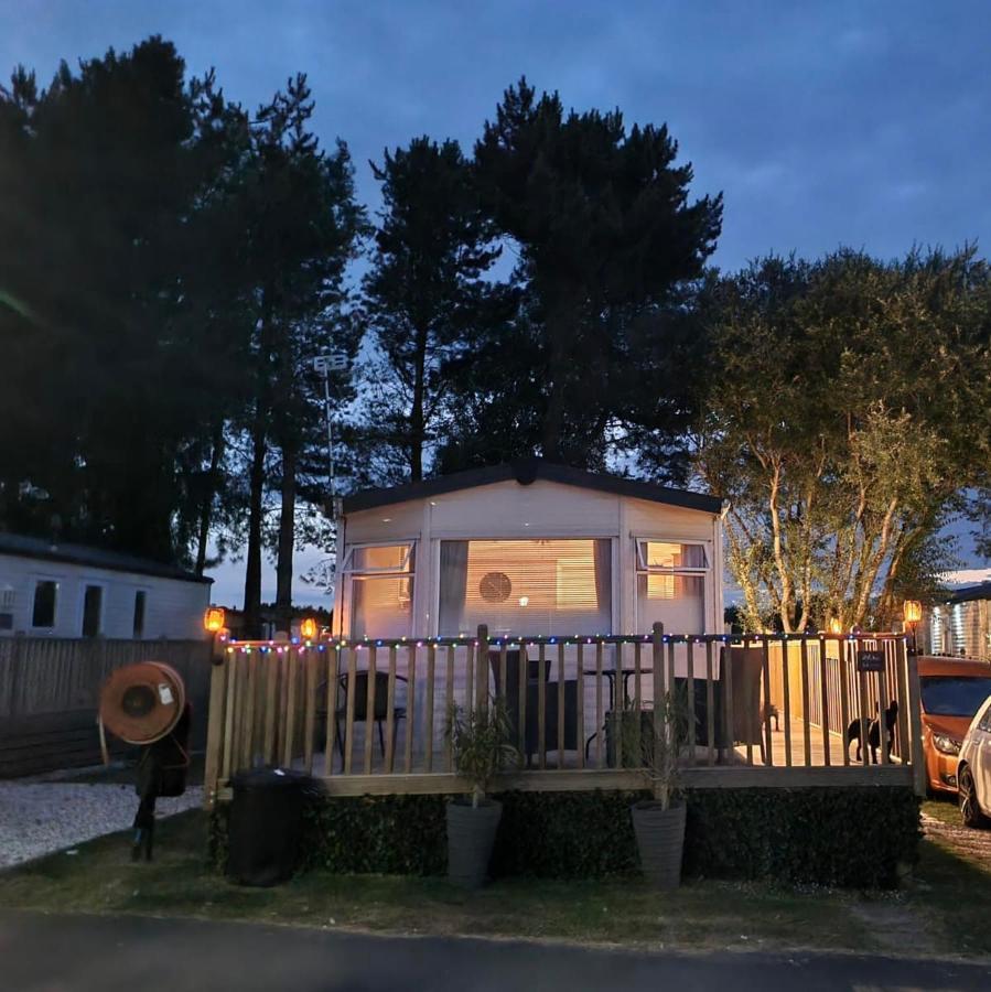 The Hygge Retreat At 7 Lakes Country Park, Lincolnshire Villa Crowle  Exterior foto